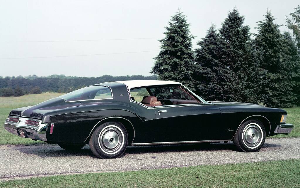 <p>Buick Riviera 1973</p>
