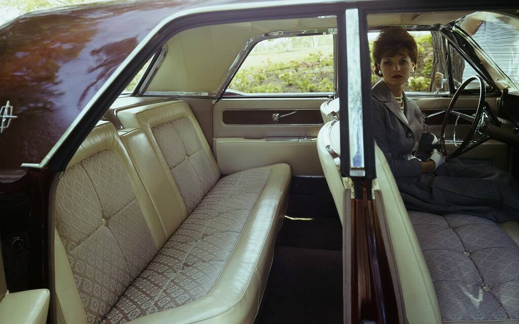 Photos d’hier : Lincoln Continental 592504-photos-d-hier-lincoln-continental