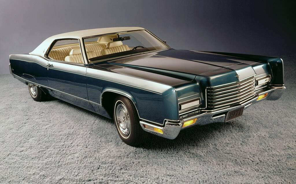<p>Lincoln Continental 1971</p>