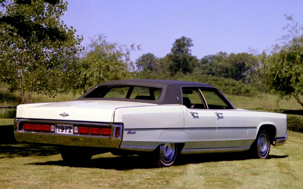 <p>Lincoln Continental 1972</p>