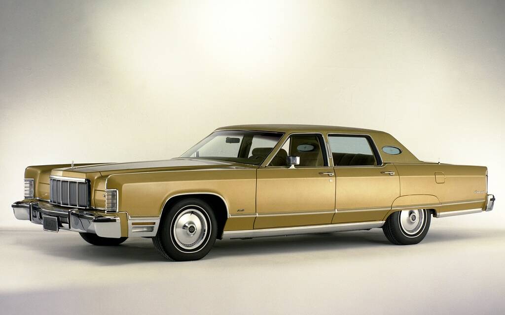 <p>Lincoln Continental 1975</p>