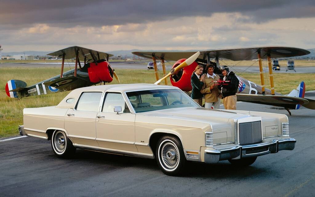 <p>Lincoln Continental 1979</p>
