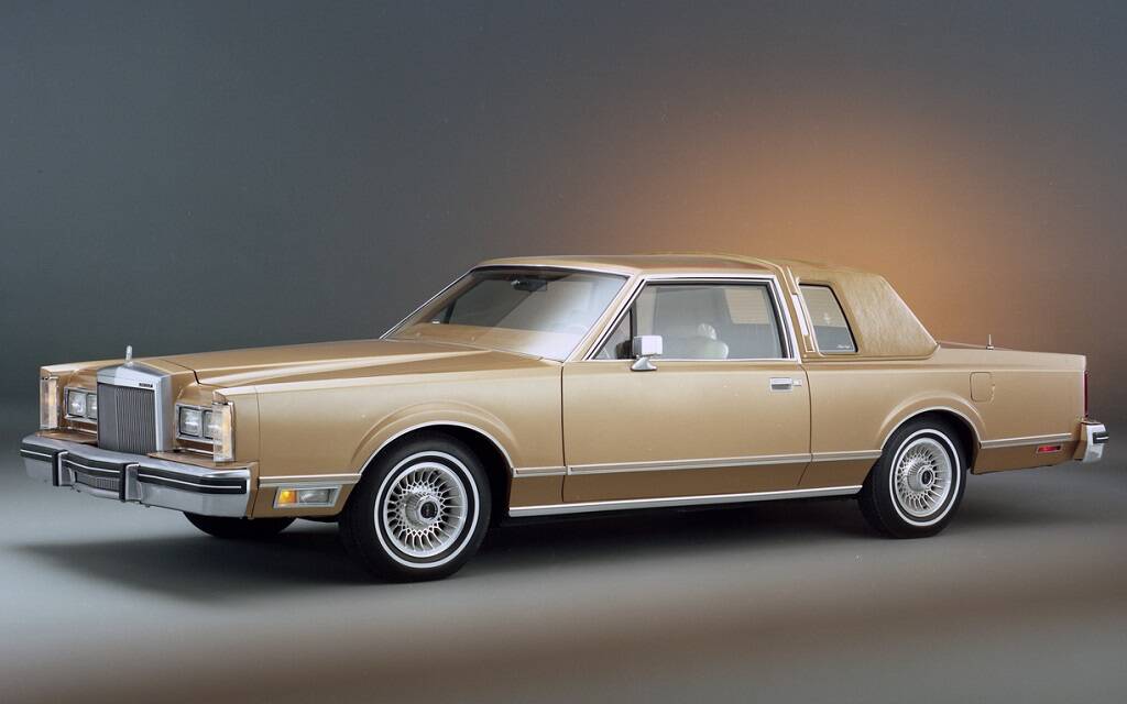 <p>Lincoln Continental 1980</p>