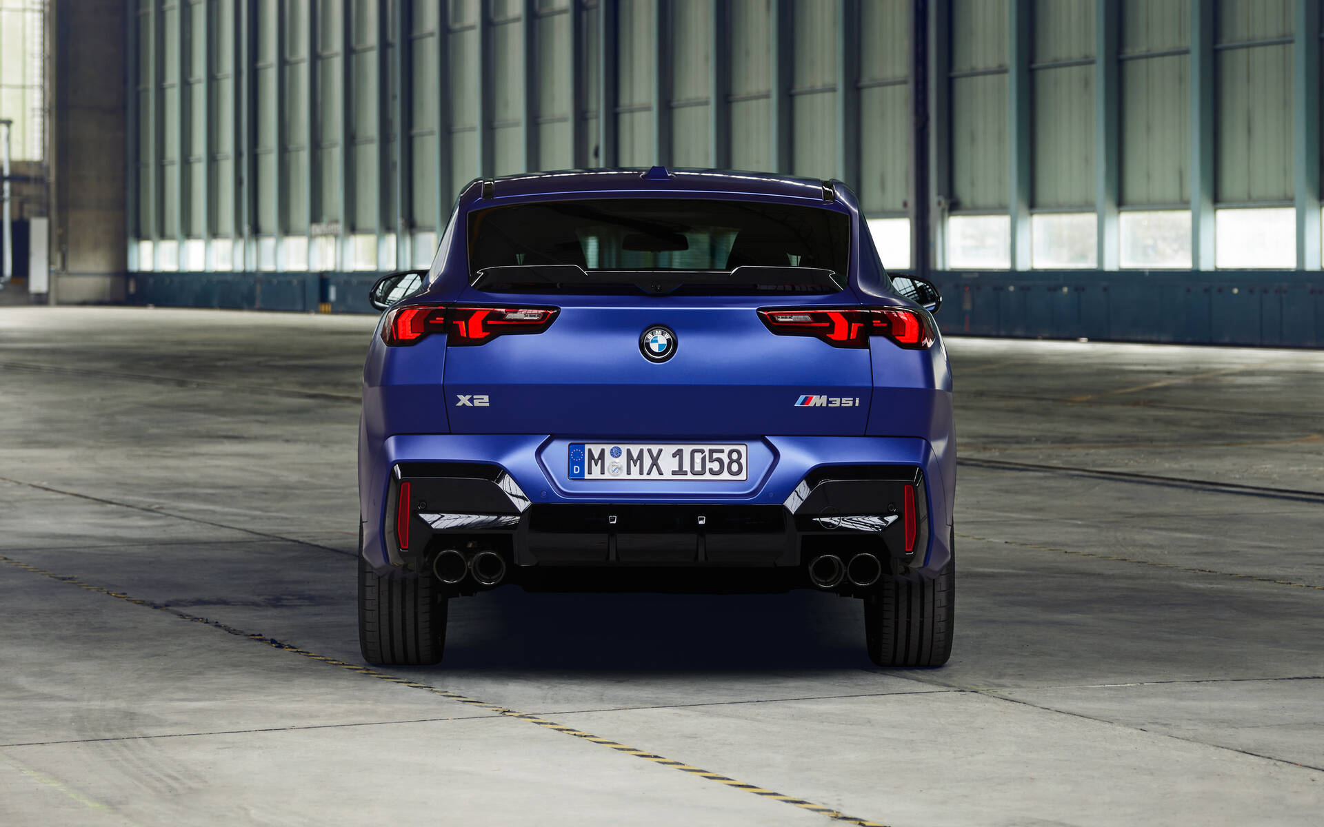 <p>BMW X2 M35i xDrive</p>