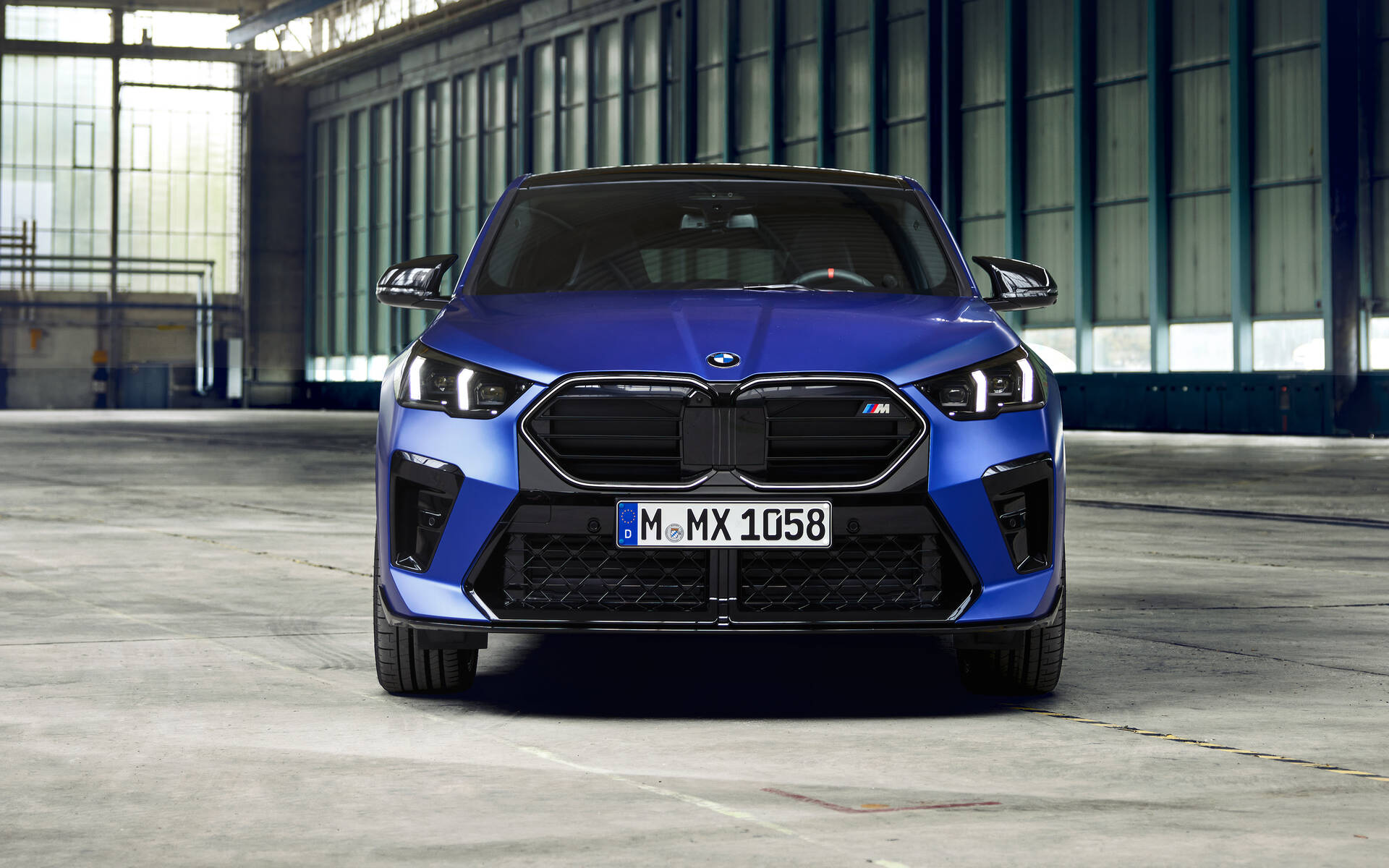 <p>BMW X2 M35i xDrive</p>