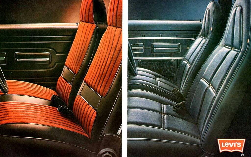 <p>Intérieur AMC Gremlin 1974</p>