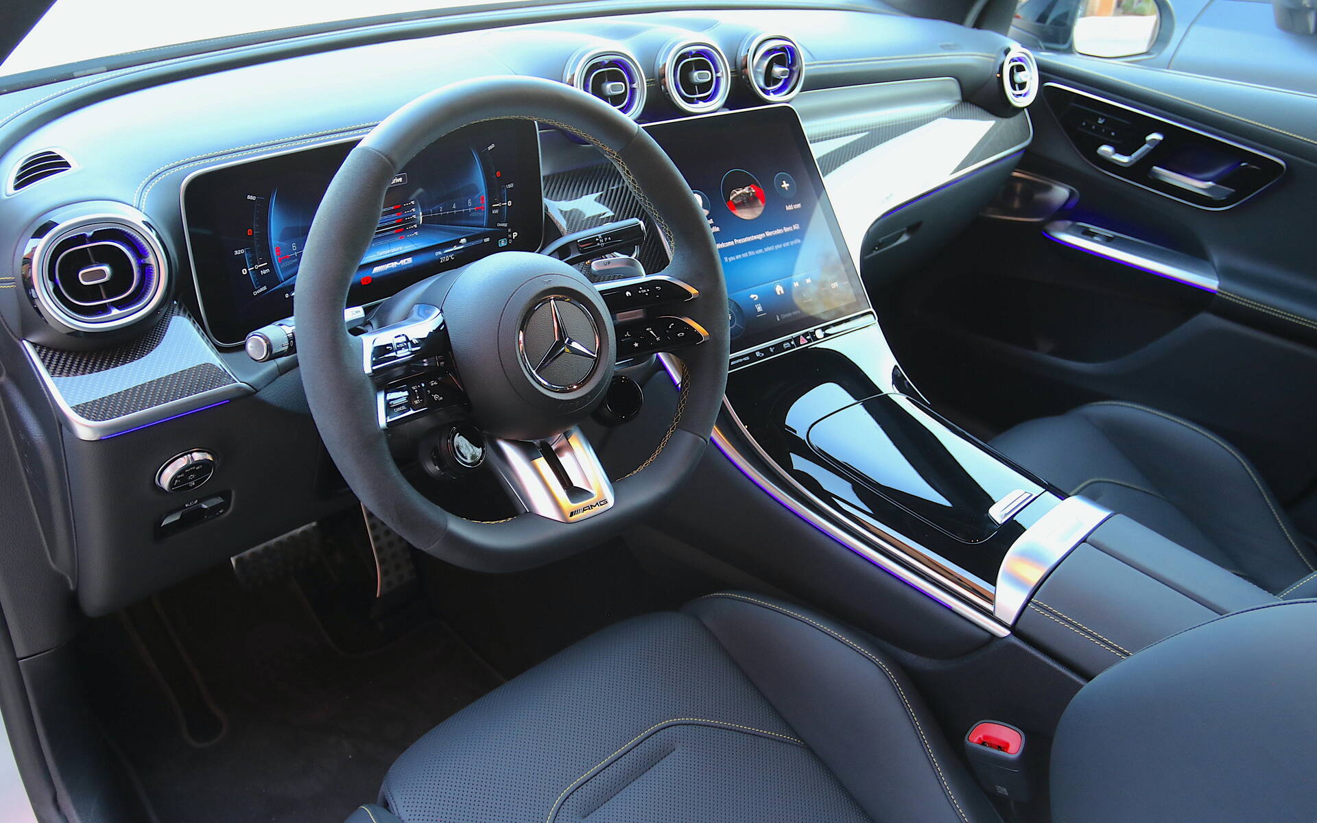 Mercedes-AMG GLC 63 S E Performance 2025 : débauche technologique 593227-mercedes-amg-63-s-e-performance-2025-debauche-technologique