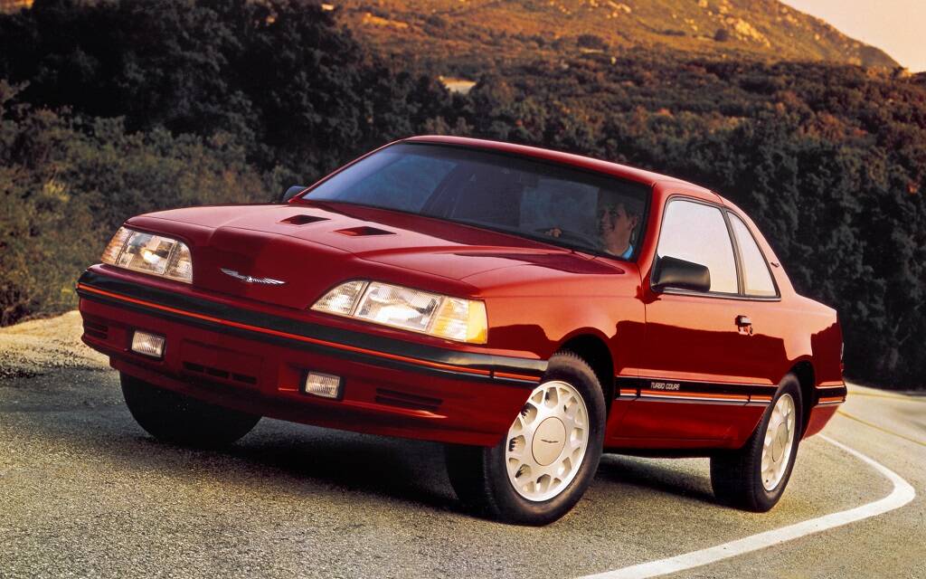 <p>Ford Thunderbird Turbo Coupe 1987</p>