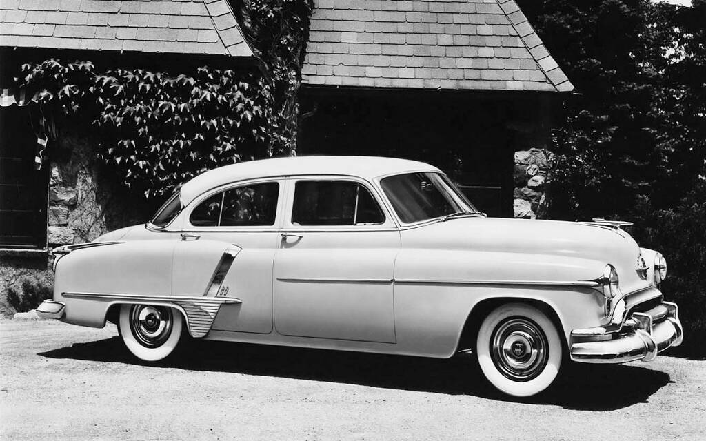 <p>Oldsmobile Super 88&nbsp;1951</p>