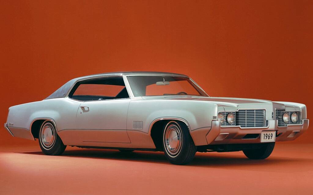 <p>Oldsmobile Delta 88 Royale Holiday 1969</p>