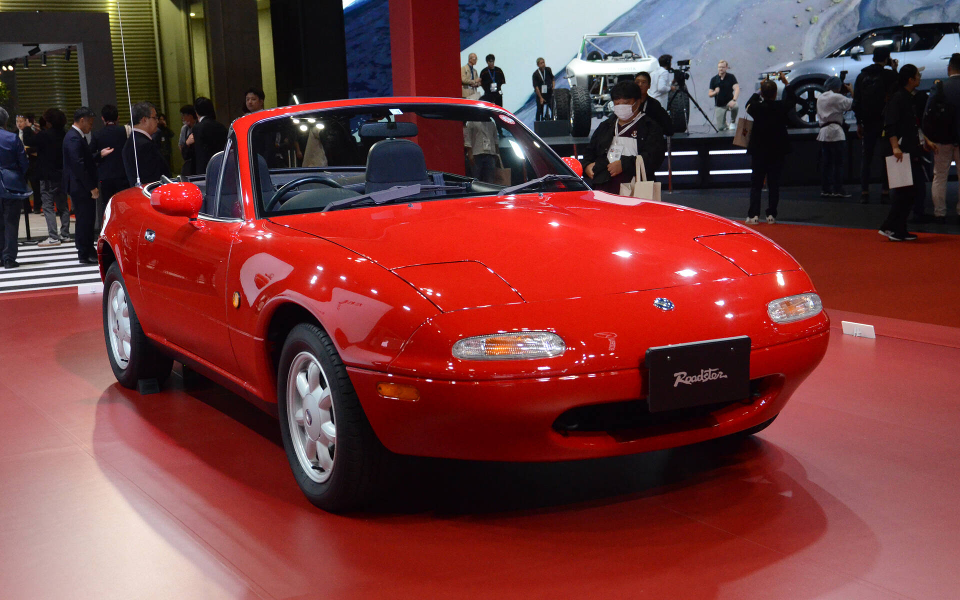 <p>Mazda MX-5 Roadster 1990 (modèle japonais)</p>