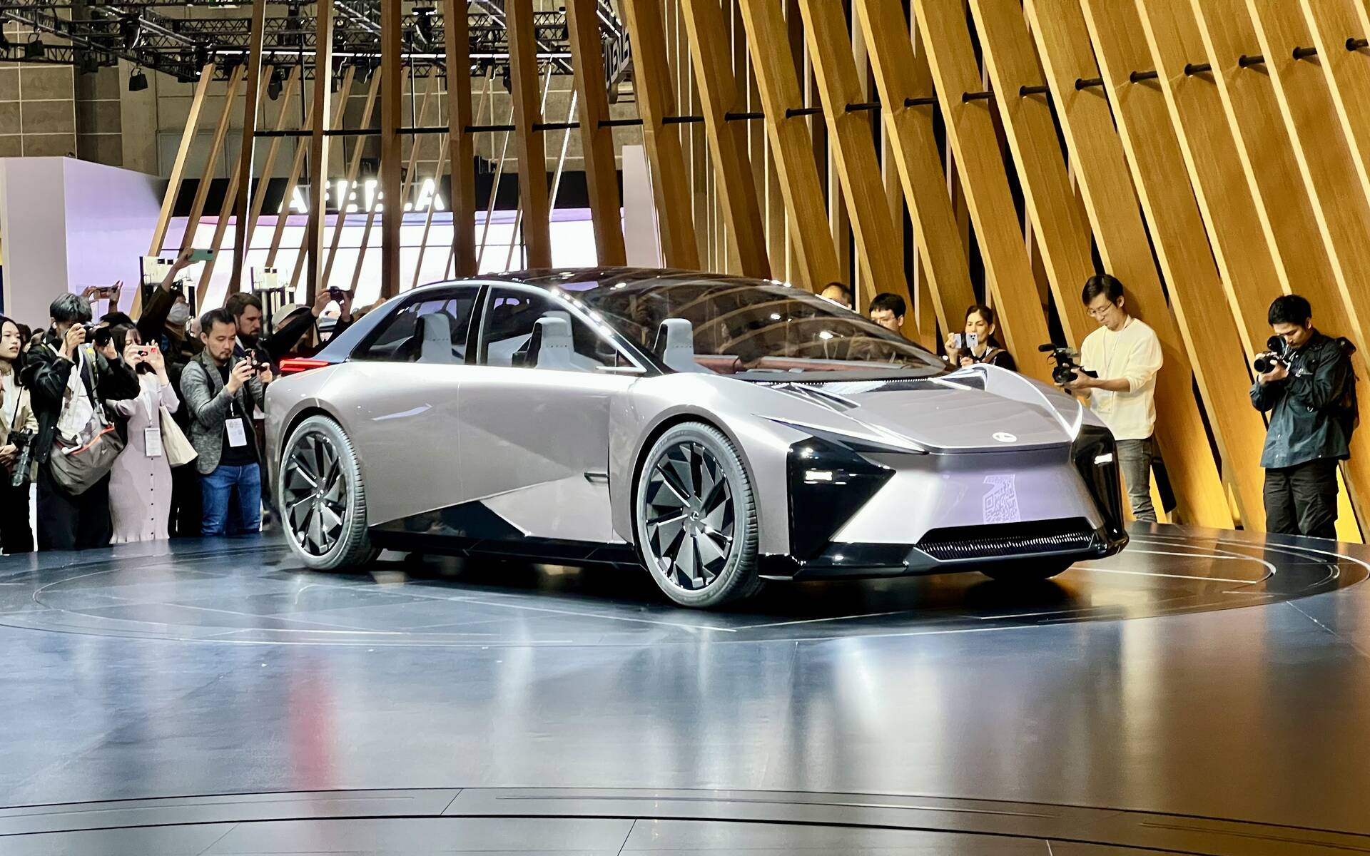 <p>Lexus LF-ZC Concept</p>