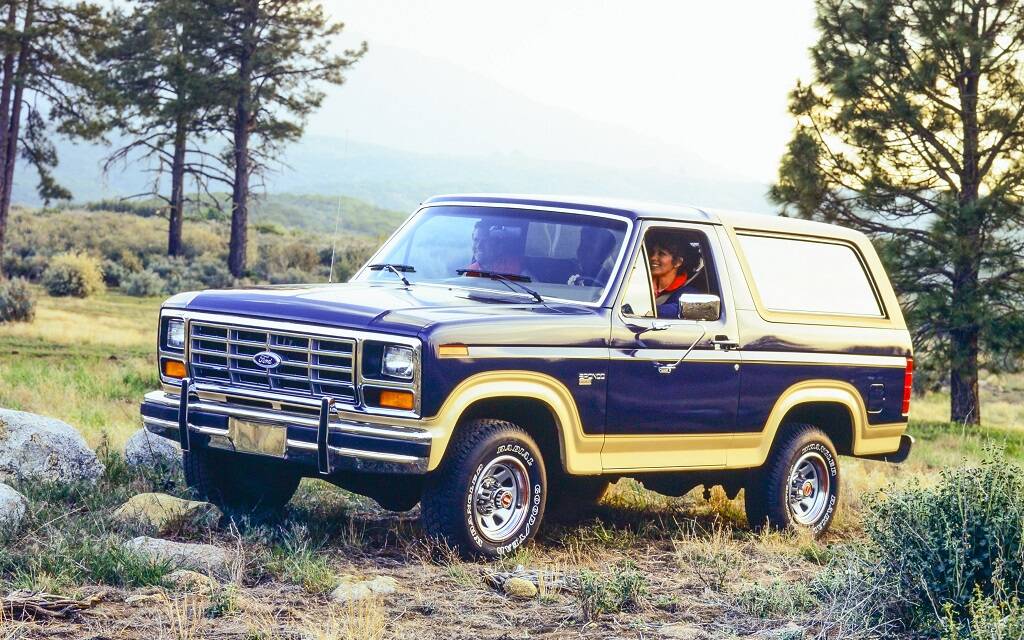 <p>Ford Bronco Eddie Bauer 1986</p>