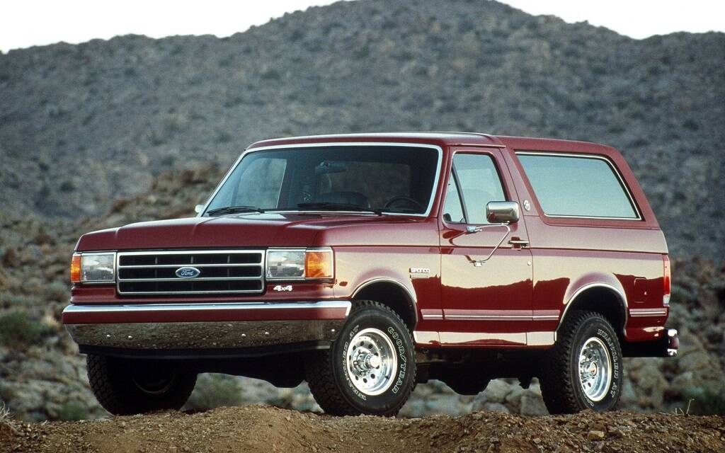 <p>Ford Bronco 1991 édition Silver Anniversary</p>