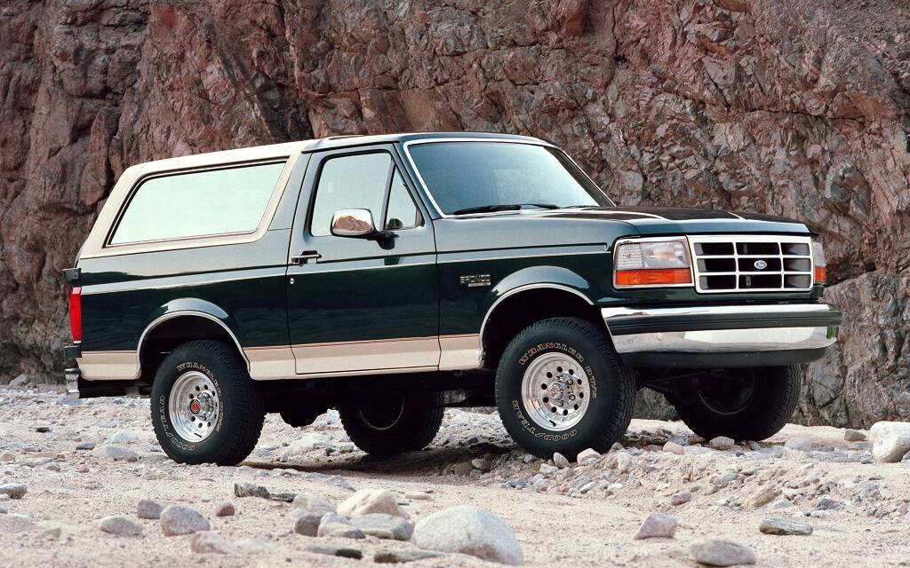 <p>Ford Bronco 1993</p>
