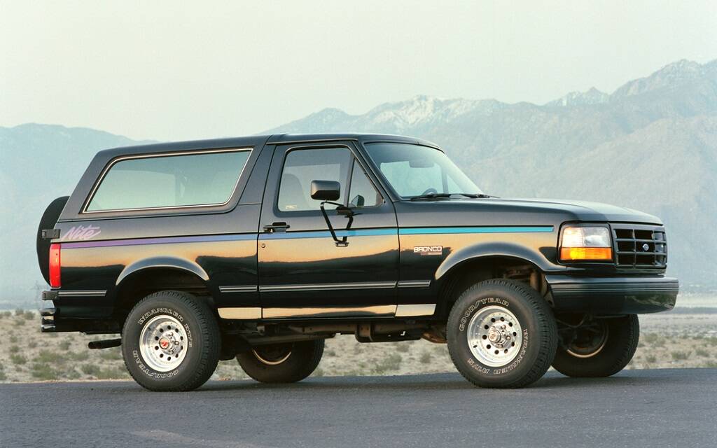 <p>Ford Bronco 1992 Nite Edition (cinquième génération)</p>