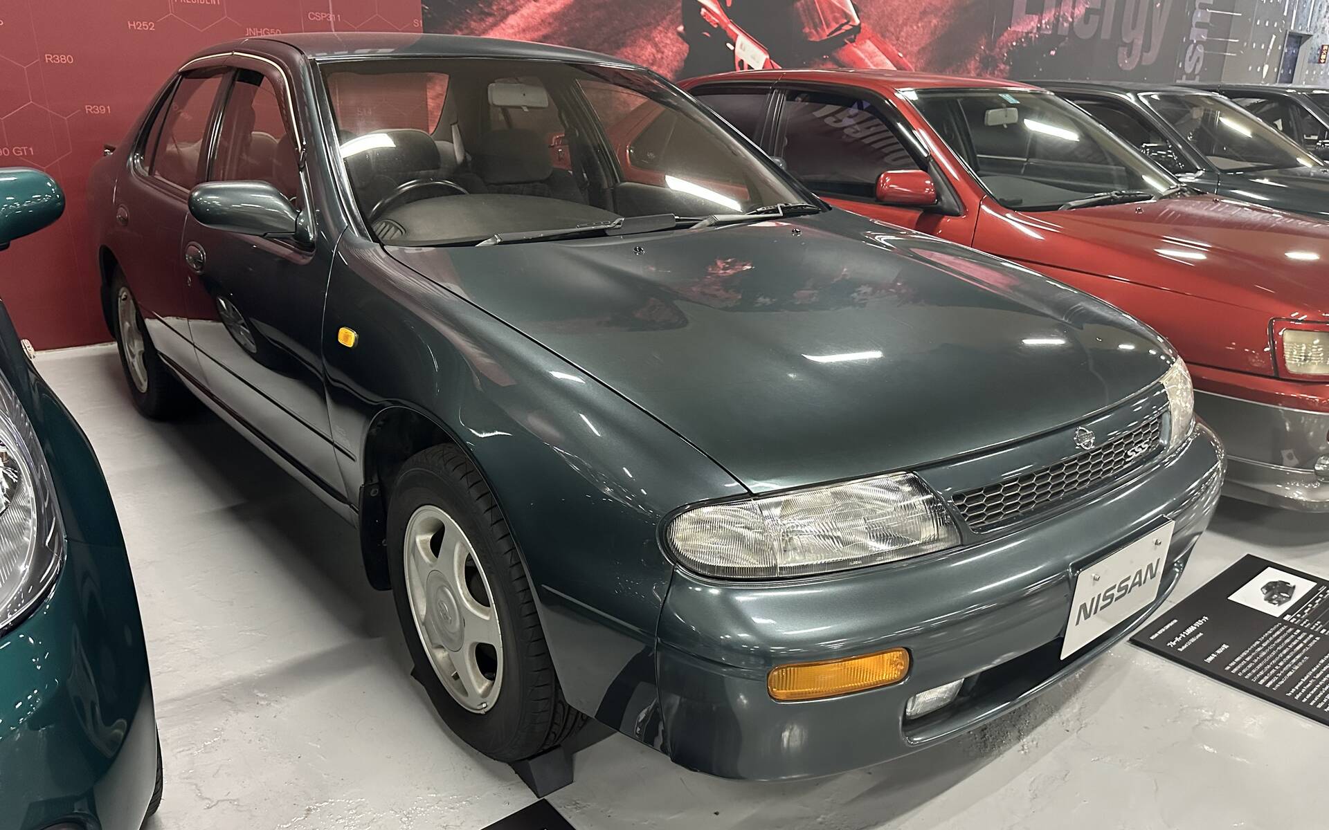 <p>Nissan Bluebird 2000SSS-G 1993</p>