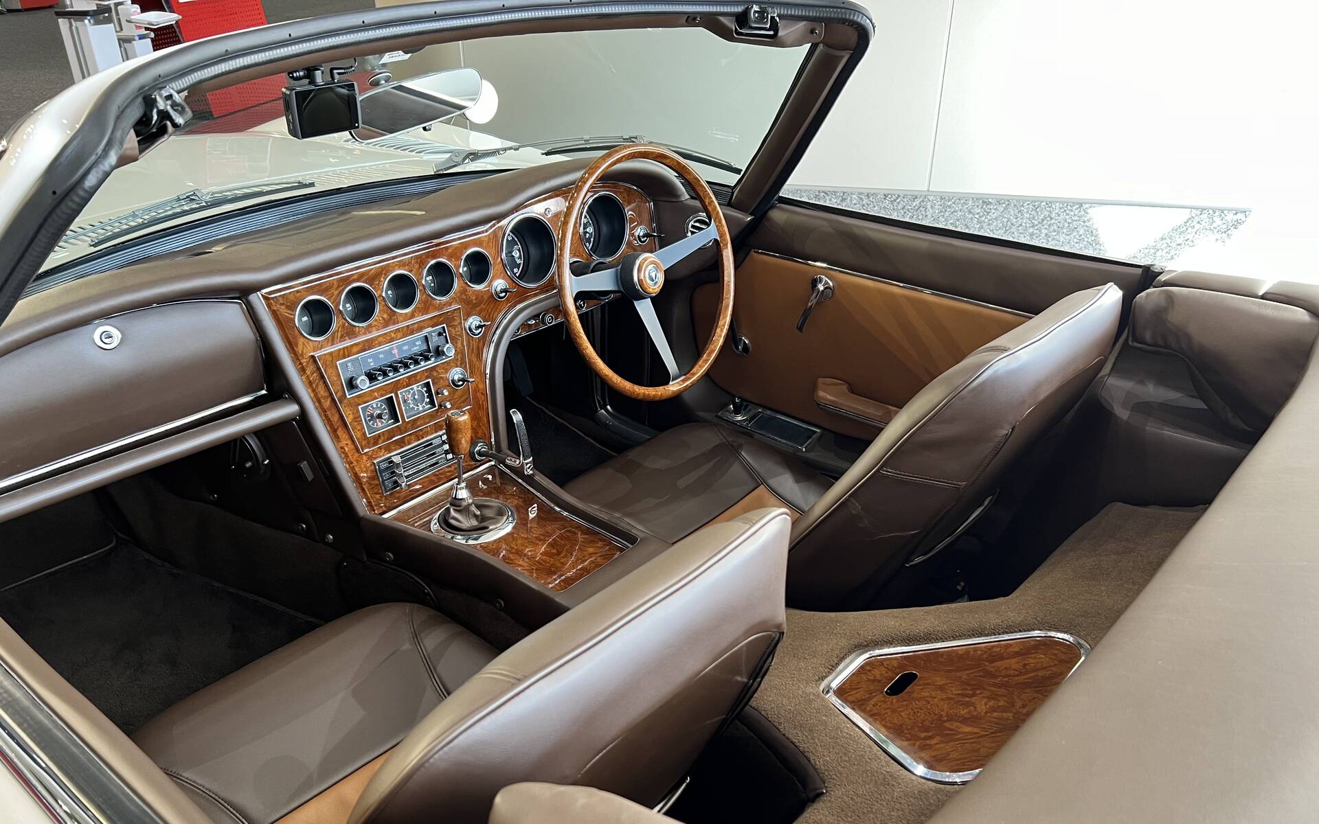 <p>Toyota 2000 GT Roadster 1967 - Musée Toyota à Nagoya au Japon</p>