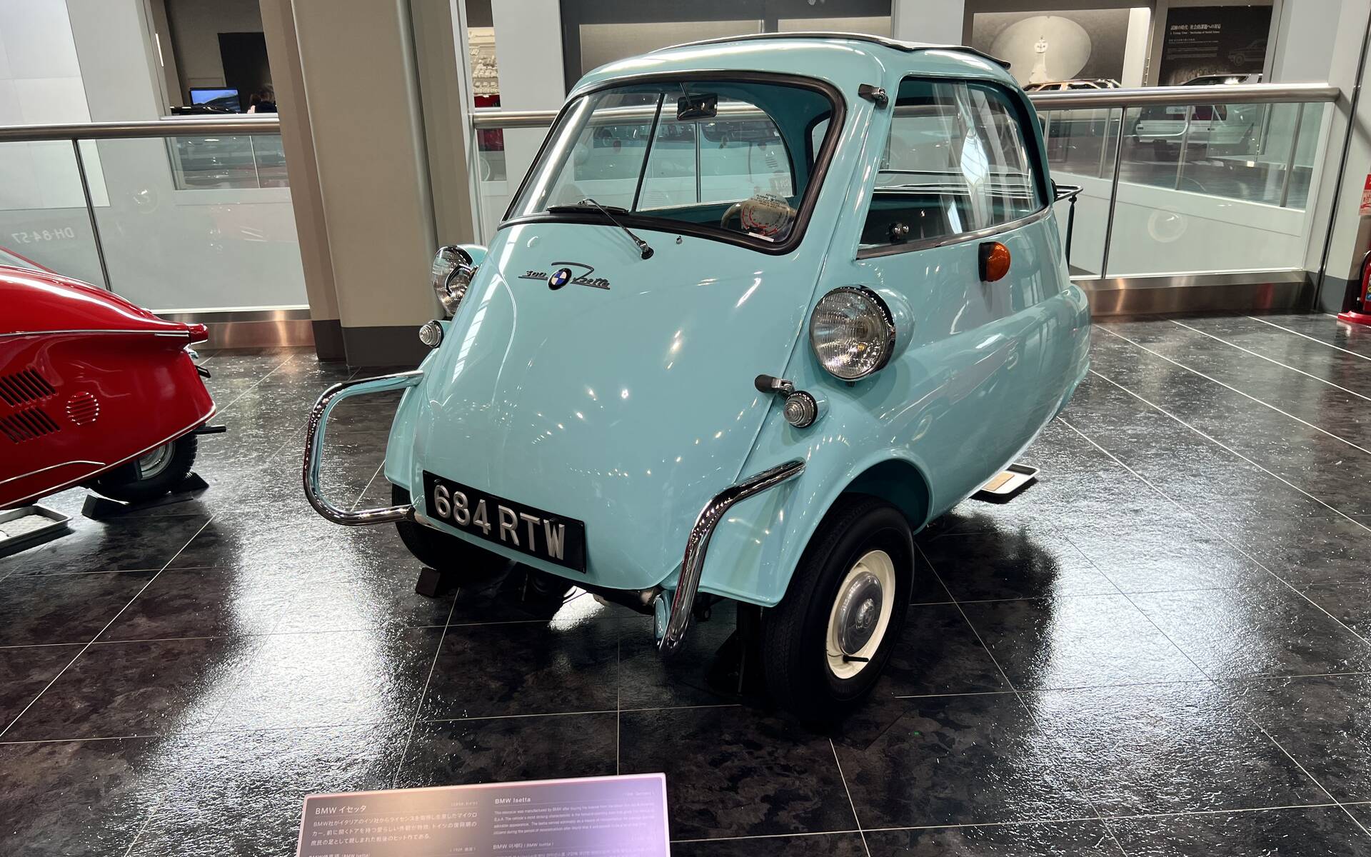 <p>BMW Isetta 1959 - Musée Toyota à Nagoya au Japon</p>