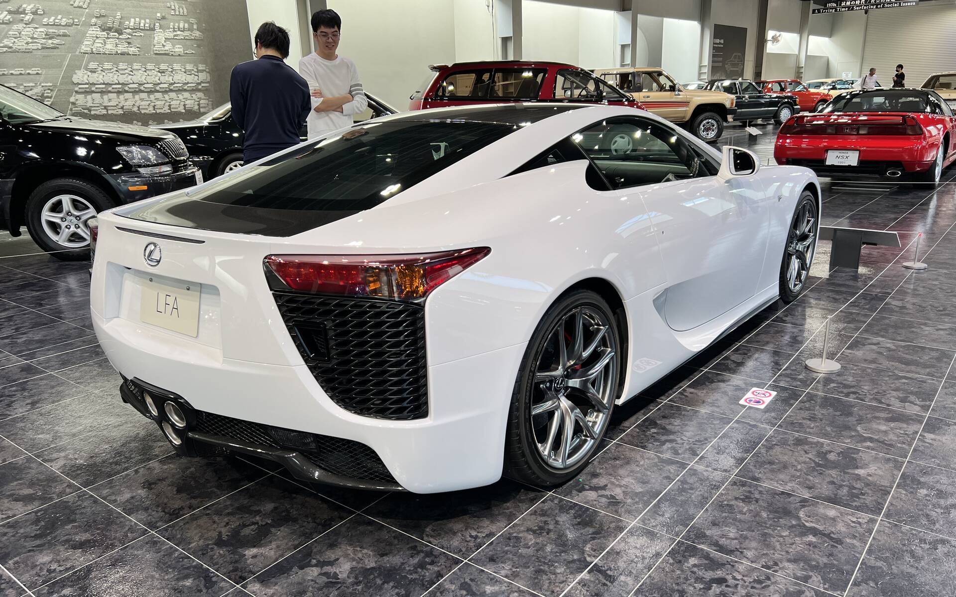 <p>2009 Lexus LFA (Prototype)</p>