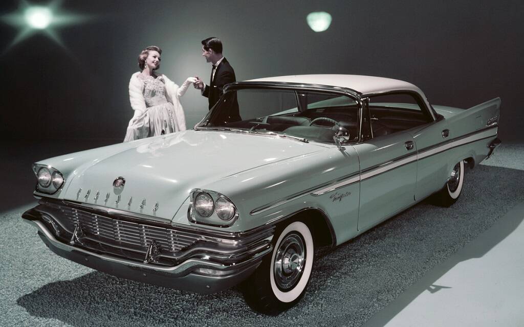 <p>Chrysler New Yorker 1957</p>