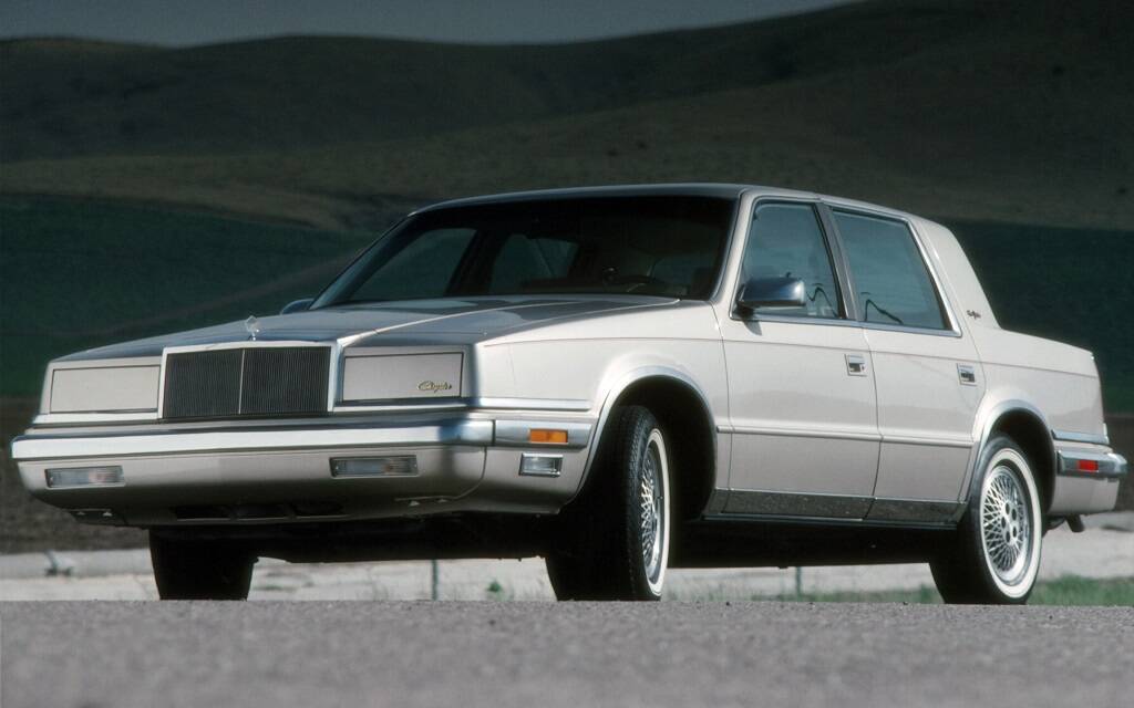 <p>Chrysler New Yorker 1988 (traction avant sur plateforme E)</p>