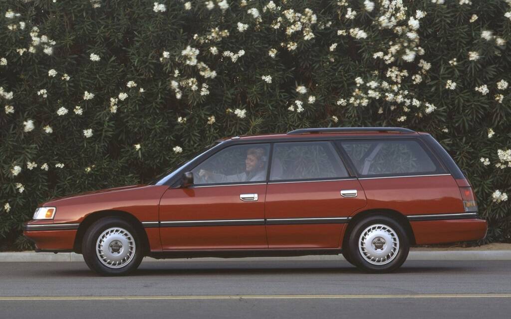 <p>Subaru Legacy 1990</p>