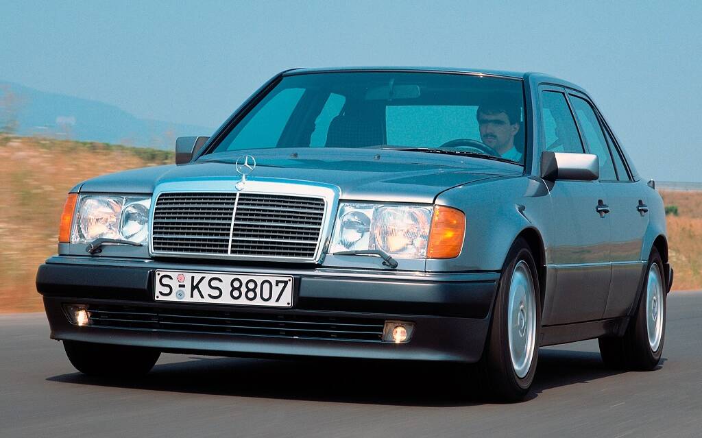 <p>Mercedes-Benz 500E 1992</p>