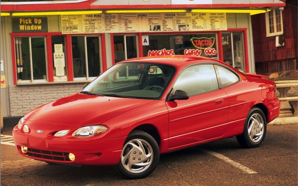 <p>Ford Escort ZX2 1998</p>