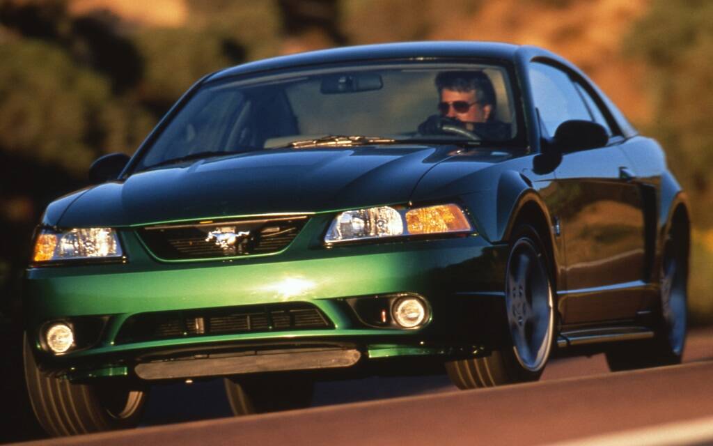 <p>Ford Mustang SVT Cobra 1999</p>