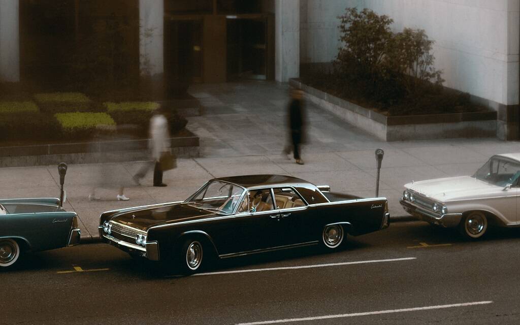<p>Lincoln Continental 1962</p>
