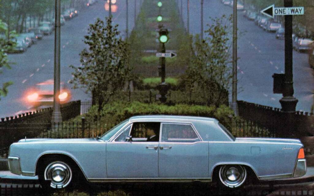 <p>Lincoln Continental 1964</p>