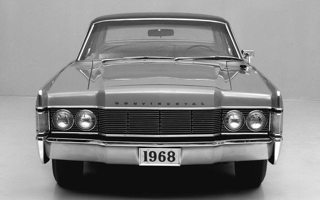 <p>Lincoln Continental 1968</p>