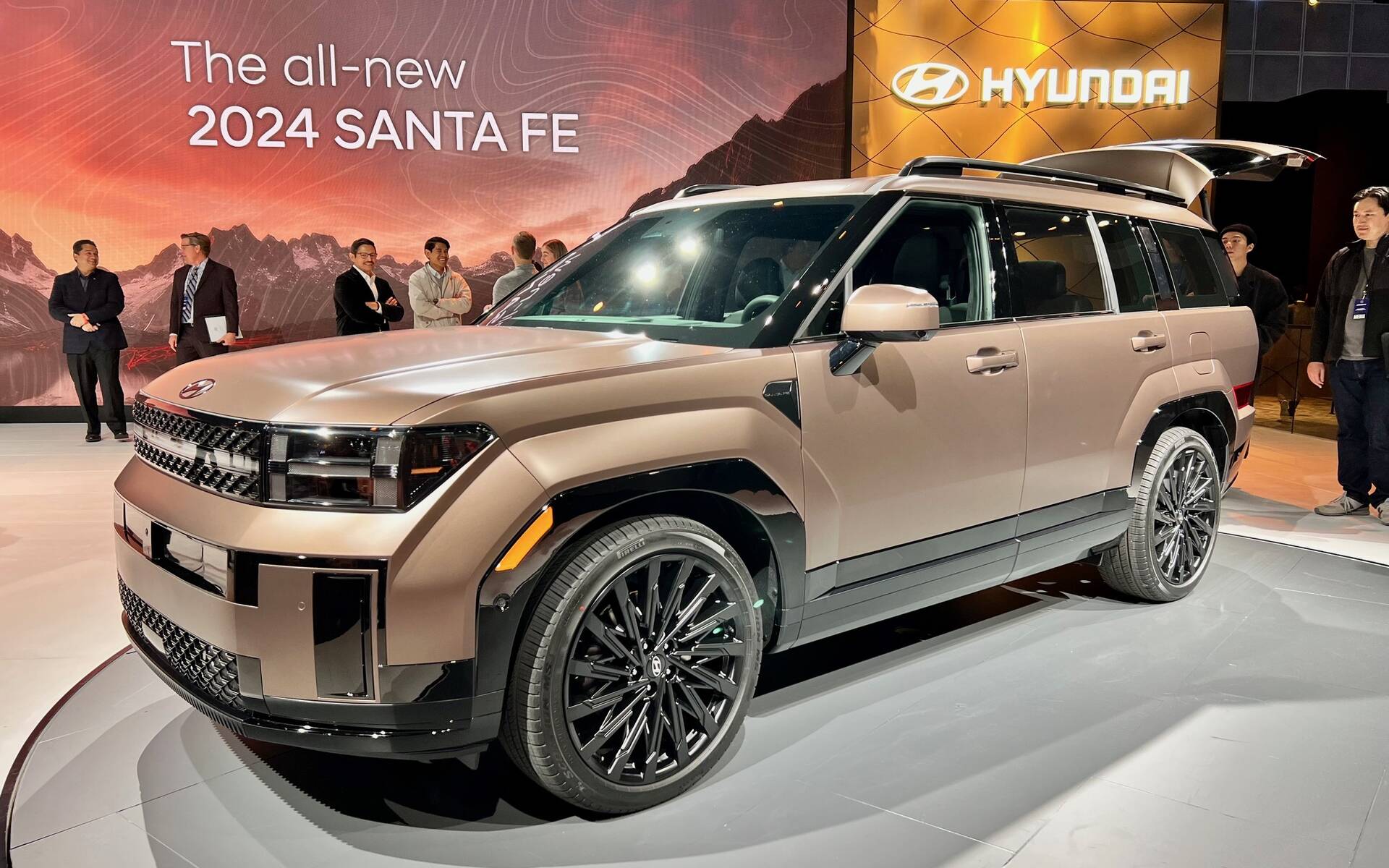 Boxy 2024 Hyundai Santa Fe is One Step Closer to a Dealer Near You 