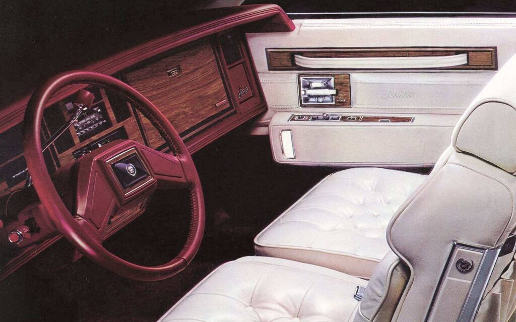<p>Cadillac Seville 1985</p>