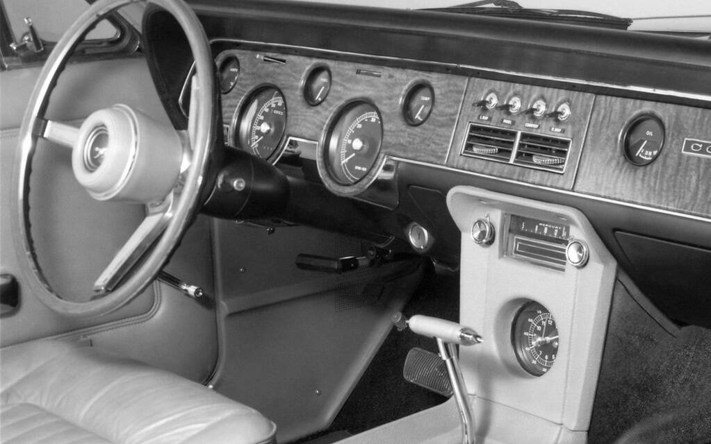 <p>Mercury Cougar XR-7&nbsp;1968</p>