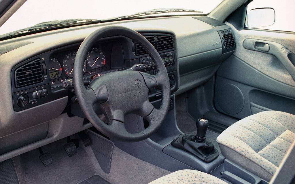 <p>Volkswagen Passat 1997</p>