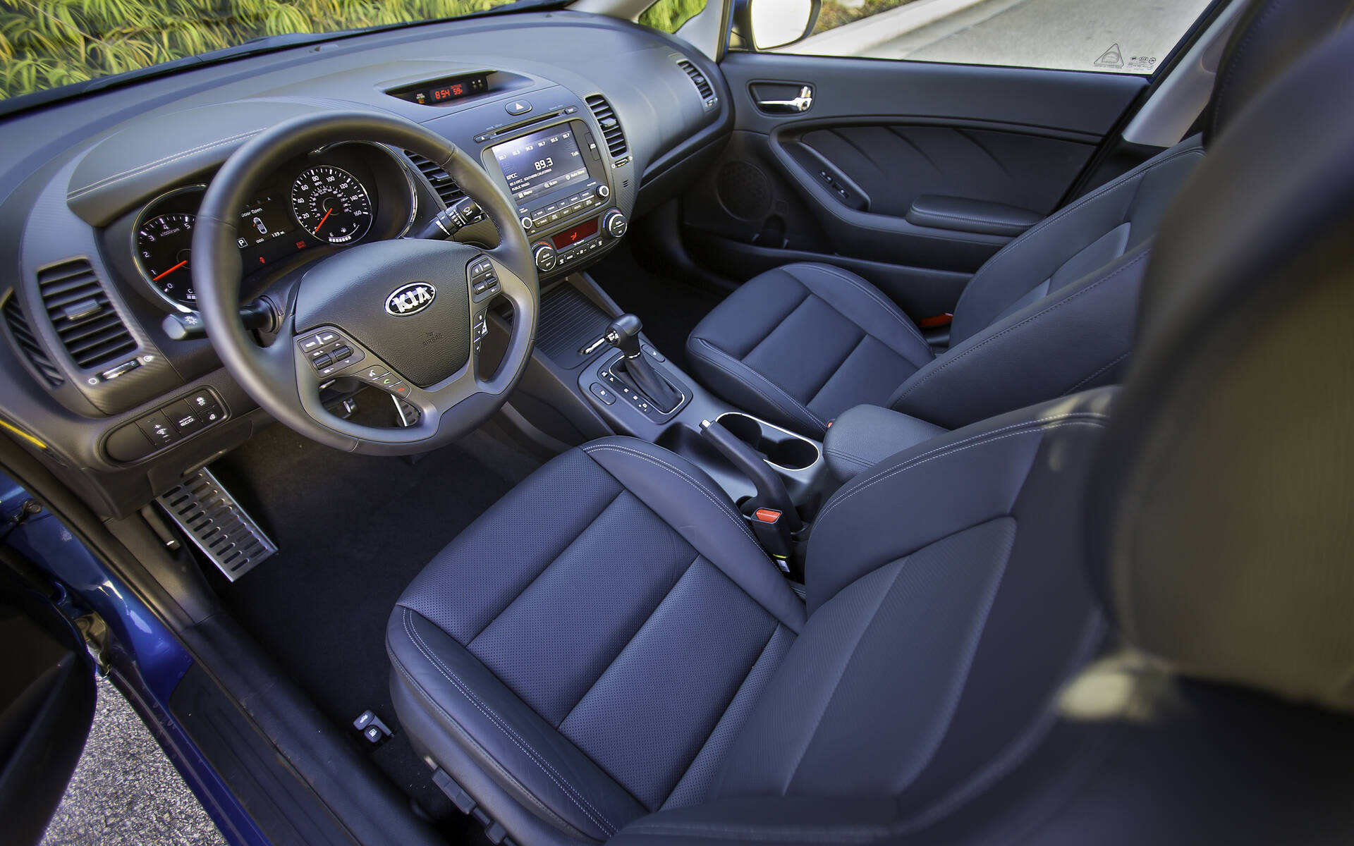 <p>Kia Forte 2016</p>