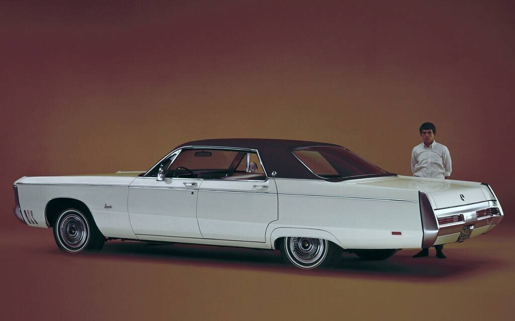 Chrysler / Imperial 1969-73 : le début de la fin ? 601633-chrysler-imperial-1969-73-le-debut-de-la-fin