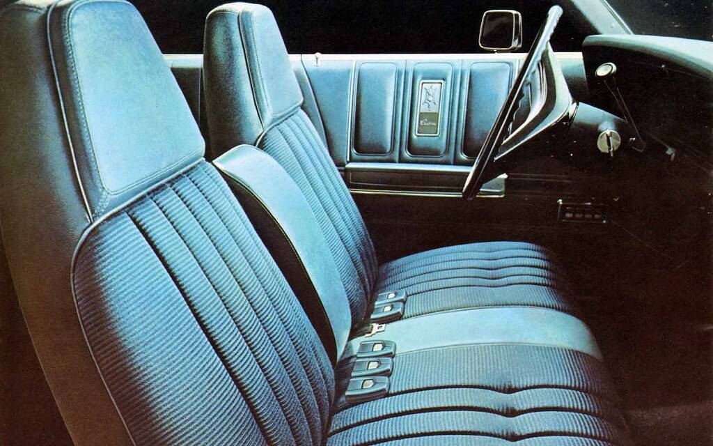 <p>Chrysler Newport Custom 1971</p>