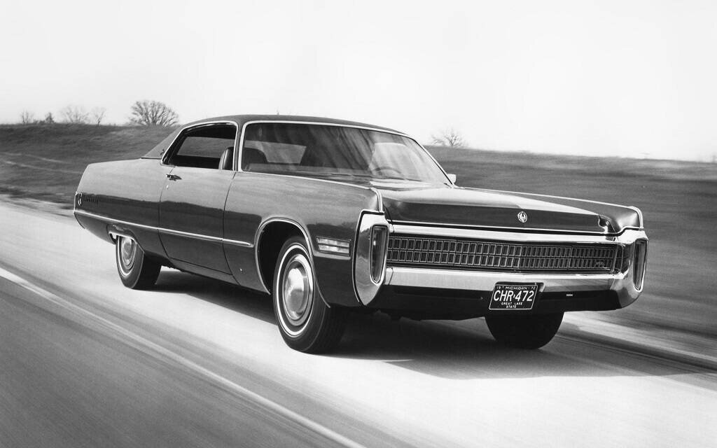 Chrysler / Imperial 1969-73 : le début de la fin ? 601671-chrysler-imperial-1969-73-le-debut-de-la-fin