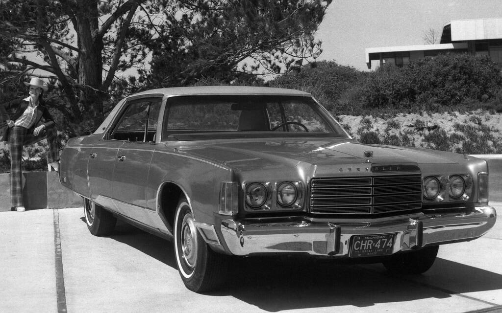 <p>Chrysler New Yorker 1974</p>