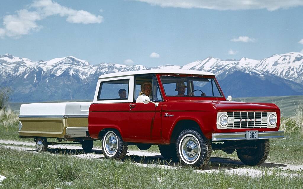 <p>Ford Bronco 1966</p>
