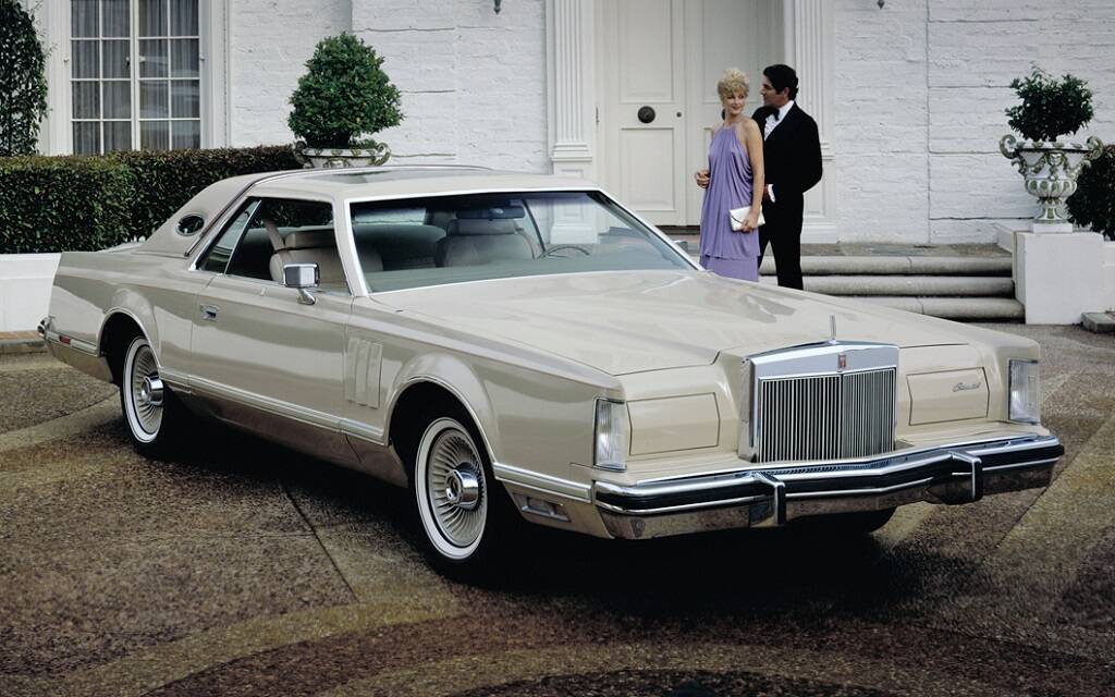 <p>Lincoln Continental Mark V 1979</p>