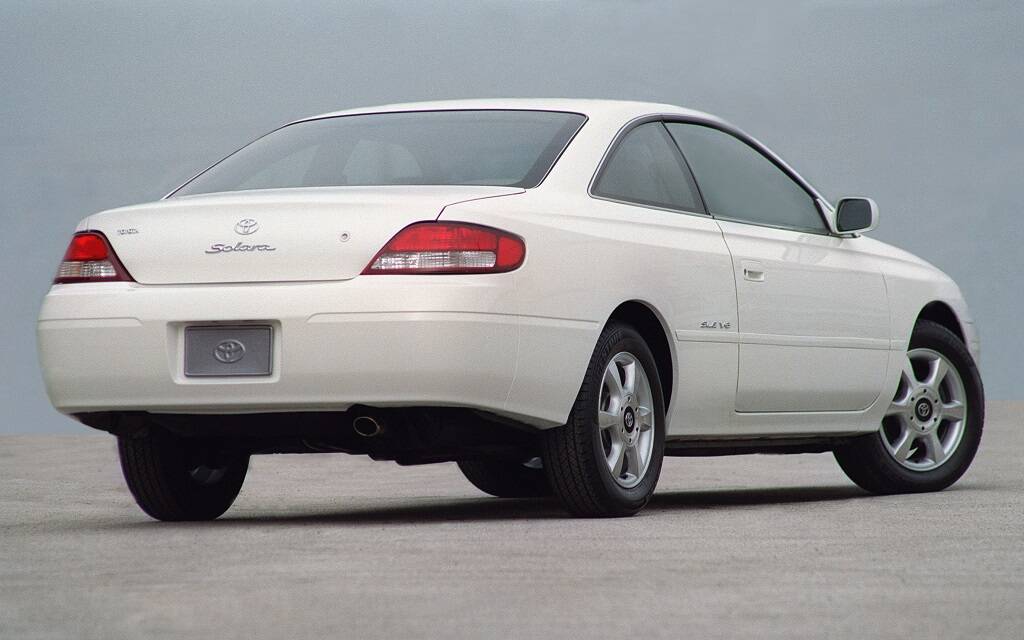 <p>Toyota Camry Solara 1998</p>
