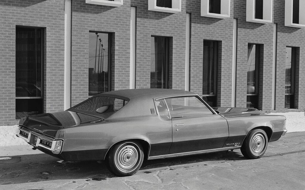 <p>Pontiac Grand Prix 1969</p>