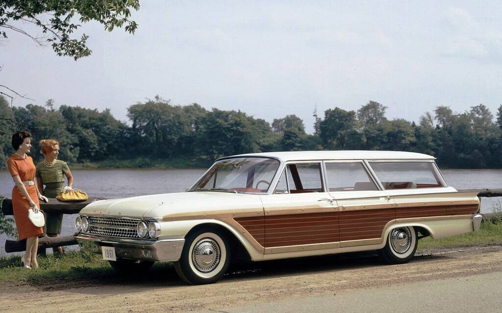 ford - Photos d’hier : Ford Squire et Country Squire 604001-photos-d-hier-ford-squire-et-country-squire