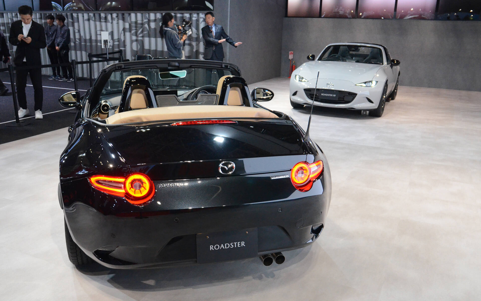 <p>2024 Mazda MX-5 at 2023 Japan Mobility Show in Tokyo</p>