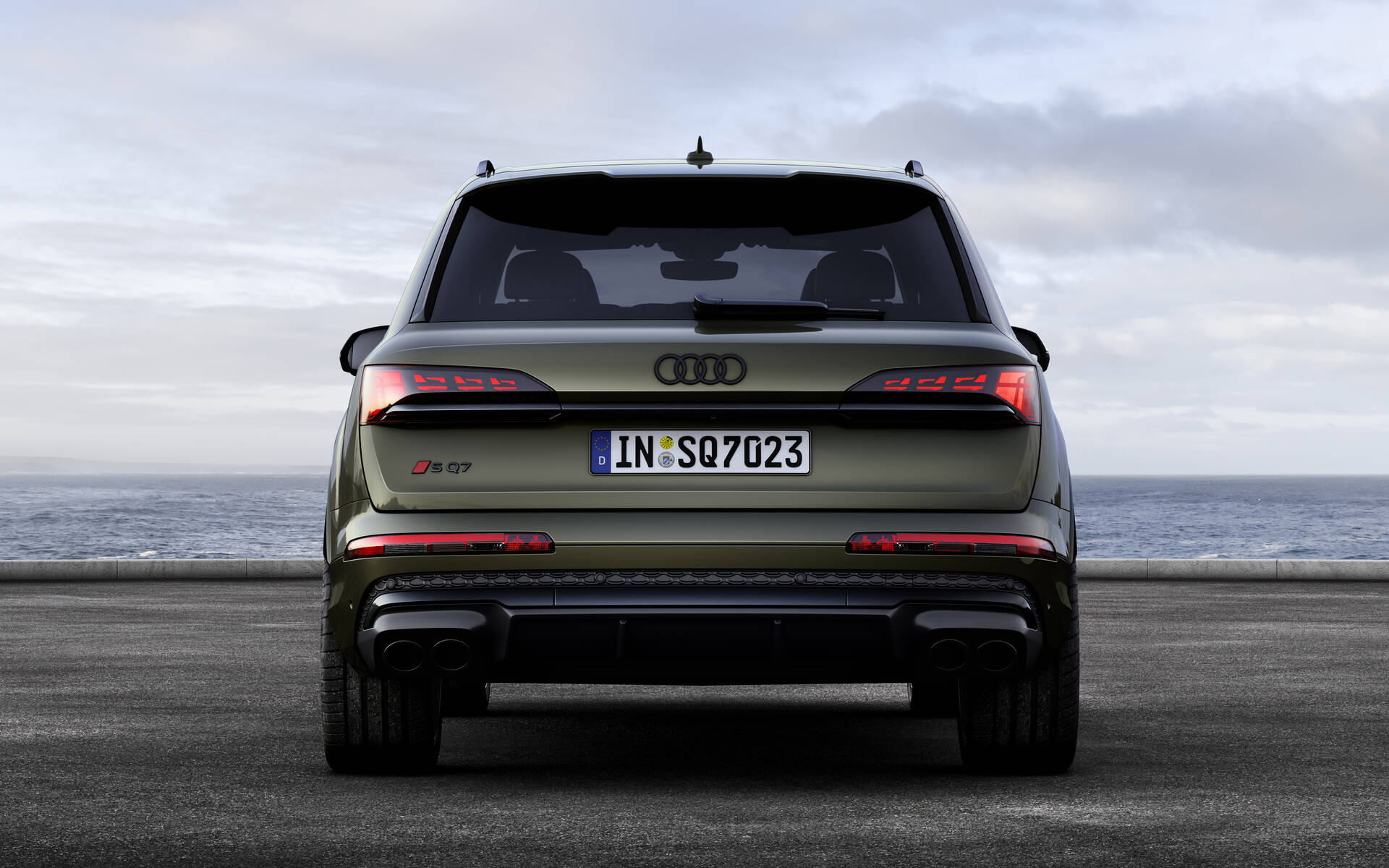 <p>Audi SQ7</p>