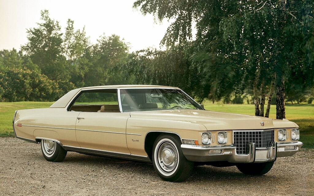 <p>Cadillac De Ville 1971</p>